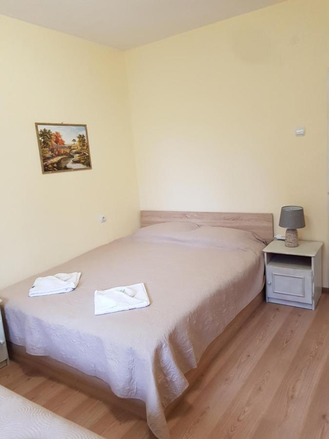 Къща За Гости Саня Hotel Kavarna Buitenkant foto