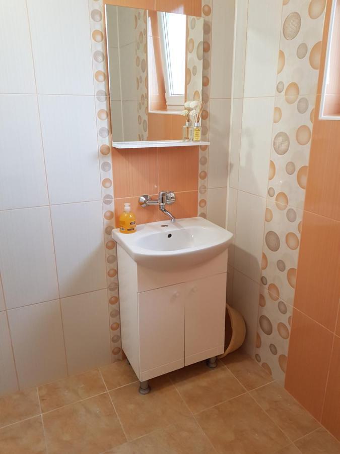 Къща За Гости Саня Hotel Kavarna Buitenkant foto