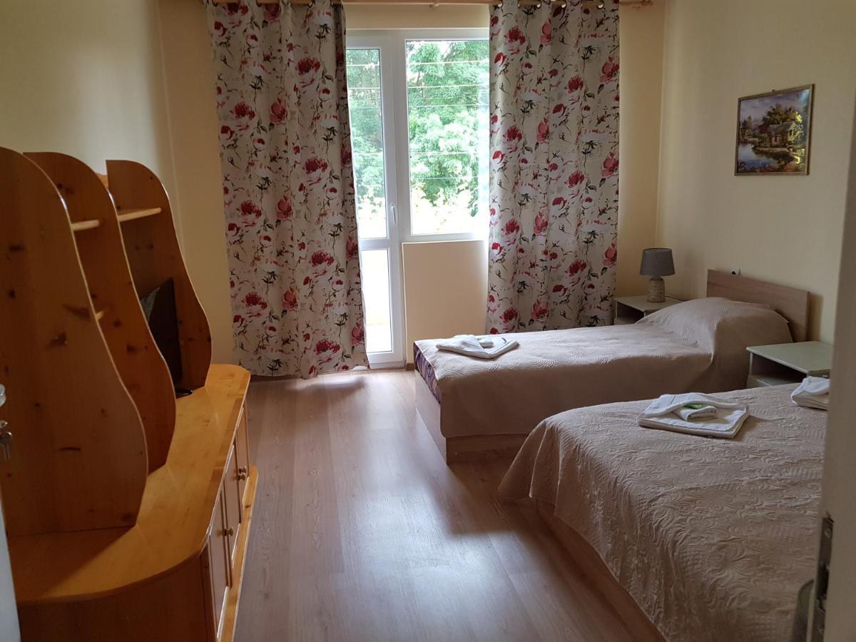 Къща За Гости Саня Hotel Kavarna Buitenkant foto