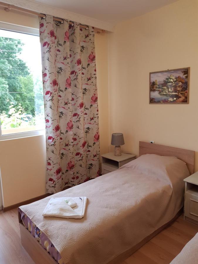 Къща За Гости Саня Hotel Kavarna Buitenkant foto