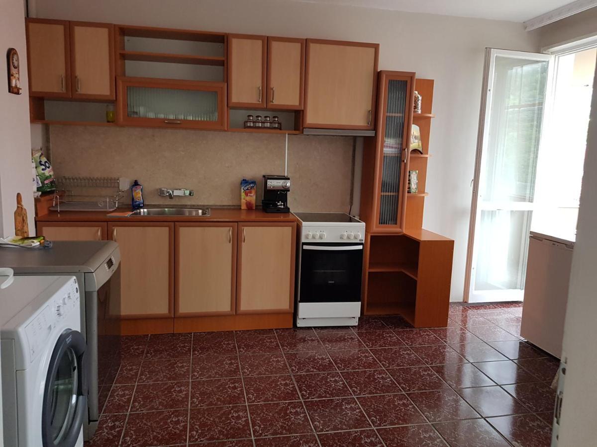 Къща За Гости Саня Hotel Kavarna Buitenkant foto